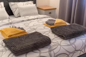 Tanis Apartments